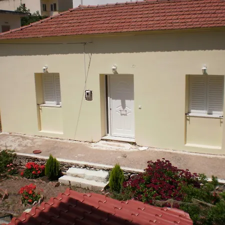 Gina بيت ريفي 2*