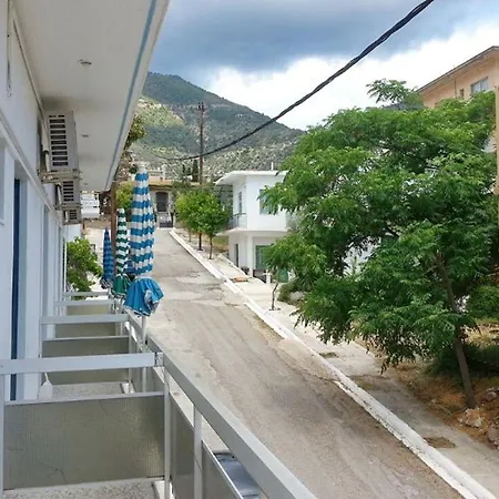 Gina بيت ريفي 2*