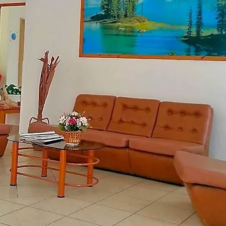 Gina Inn