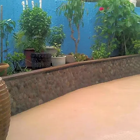 Gina Inn Methana