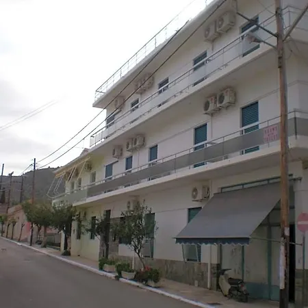 Gina Inn 2*